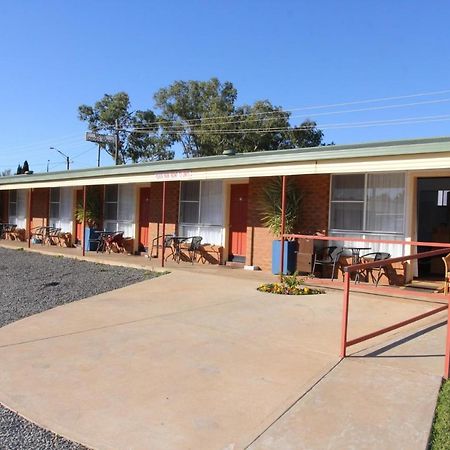 Cross Roads Motel Cobar Exterior foto